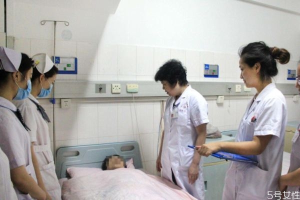 瘢痕子宮二胎可以順產(chǎn)嗎 疤痕子宮二胎厚度標(biāo)準(zhǔn) 瘢痕子宮二胎可以順產(chǎn)嗎 疤痕子宮二胎厚度標(biāo)準(zhǔn)