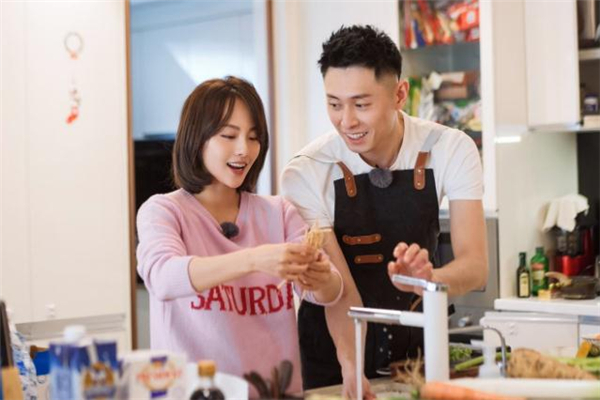 前夫?qū)ξ液隼浜鰺嵴f(shuō)明什么 前夫?qū)ξ液隼浜鰺嵩趺崔k 前夫?qū)ξ液隼浜鰺嵴f(shuō)明什么 前夫?qū)ξ液隼浜鰺嵩趺崔k