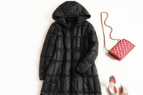 為什么羽絨服洗后一坨一坨的 羽絨服怎么避免洗變成一團 為什么羽絨服洗后一坨一坨的 羽絨服怎么避免洗變成一團