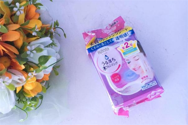 曼丹卸妝濕巾含酒精嗎 曼丹卸妝濕巾適合什么膚質 曼丹卸妝濕巾含酒精嗎 曼丹卸妝濕巾適合什么膚質