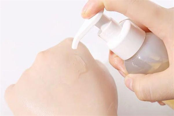 逐本卸妝油真的好用嗎 逐本卸妝油怎么樣 逐本卸妝油真的好用嗎 逐本卸妝油怎么樣