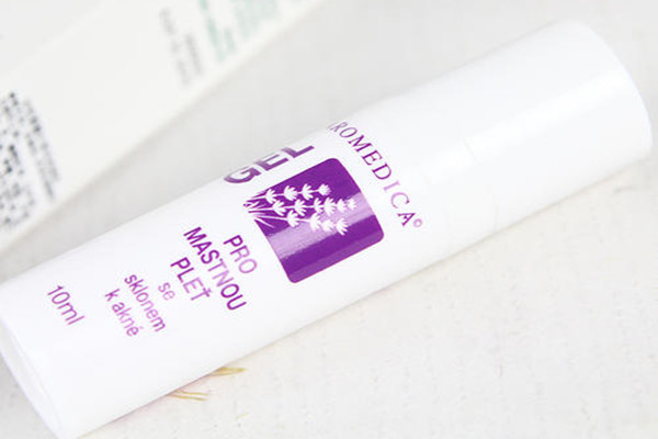 安若蔓抗痘凝膠有哪些成分 安若蔓抗痘凝膠使用評價 安若蔓抗痘凝膠有哪些成分 安若蔓抗痘凝膠使用評價