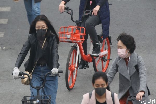 戴口罩過敏了怎么辦 造成口罩過敏的原因 戴口罩過敏了怎么辦 造成口罩過敏的原因