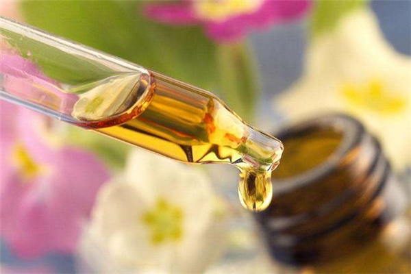 精油按摩減肥飯前還是飯后比較好 精油按摩減肥什么原理 精油按摩減肥飯前還是飯后比較好 精油按摩減肥什么原理