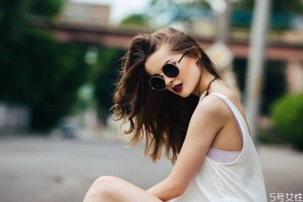 蓬蓬粉可以經(jīng)常用嗎 蓬蓬粉能帶上高鐵嗎 蓬蓬粉可以經(jīng)常用嗎 蓬蓬粉能帶上高鐵嗎