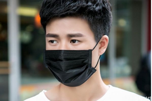 黑色口罩是醫(yī)用外科口罩嗎 黑色一次性口罩安全嗎 黑色口罩是醫(yī)用外科口罩嗎 黑色一次性口罩安全嗎