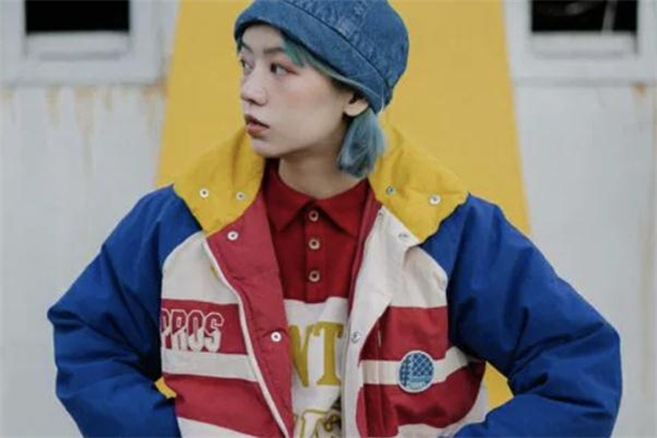 復(fù)古棉服怎么搭配 復(fù)古風(fēng)棉服搭配圖片 復(fù)古棉服怎么搭配 復(fù)古風(fēng)棉服搭配圖片