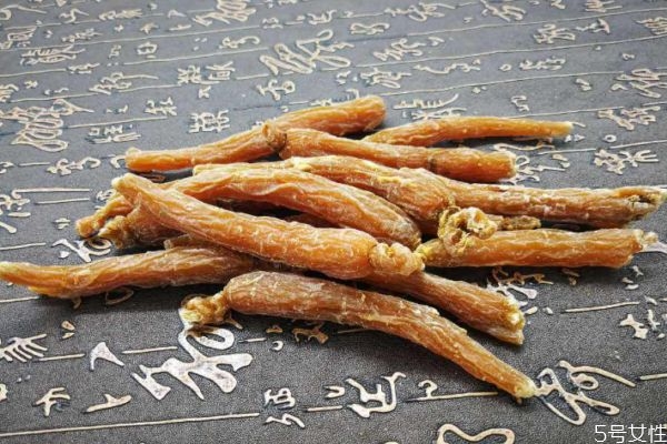 高麗參和紅參的區(qū)別 高麗參和紅參有什么不一樣 高麗參和紅參的區(qū)別 高麗參和紅參有什么不一樣