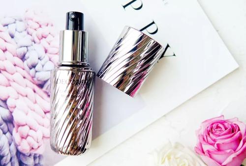 黛珂曲酸美白精華適合油皮嗎 黛珂曲酸美白精華適合白天用嗎 黛珂曲酸美白精華適合油皮嗎 黛珂曲酸美白精華適合白天用嗎