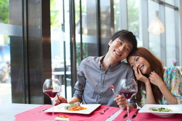 男生會和不喜歡的女生看電影嗎 男生為什么會和不喜歡的女生看電影 男生會和不喜歡的女生看電影嗎 男生為什么會和不喜歡的女生看電影