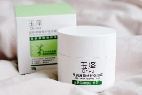 玉澤面霜怎么樣 玉澤面霜和珂潤(rùn)面霜對(duì)比 玉澤面霜怎么樣 玉澤面霜和珂潤(rùn)面霜對(duì)比