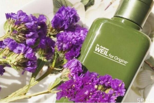 菌菇水用完用乳液嗎 用完菌菇水還要用什么 菌菇水用完用乳液嗎 用完菌菇水還要用什么