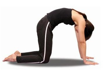 下背痛拉伸有用嗎 拉伸對(duì)下背痛有用嗎 下背痛拉伸有用嗎 拉伸對(duì)下背痛有用嗎