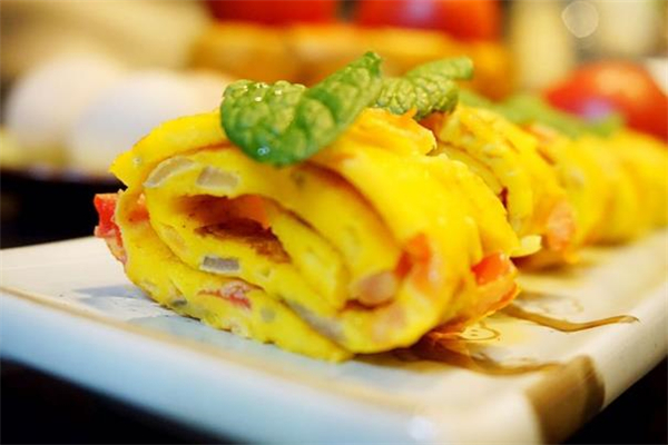 黃金雞蛋卷的做法 黃金雞蛋卷可以天天吃嗎 黃金雞蛋卷的做法 黃金雞蛋卷可以天天吃嗎