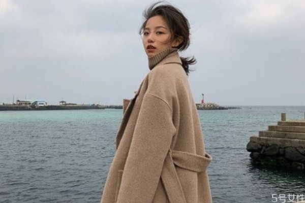 澳毛和羊毛哪個貴 澳毛和羊毛有什么區(qū)別 澳毛和羊毛哪個貴 澳毛和羊毛有什么區(qū)別