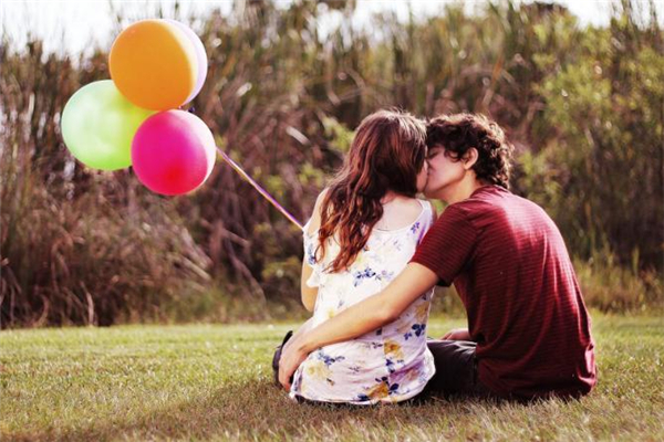 老公喜歡撩妹算精神出軌嗎 老公微信曖昧該原諒嗎