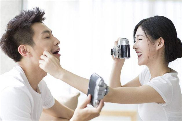 孕期出軌的男人還能要嗎 孕期出軌的男人值得原諒嗎 孕期出軌的男人還能要嗎 孕期出軌的男人值得原諒嗎