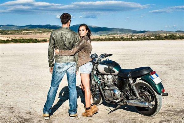 孕期出軌的男人還能要嗎 孕期出軌的男人值得原諒嗎 孕期出軌的男人還能要嗎 孕期出軌的男人值得原諒嗎