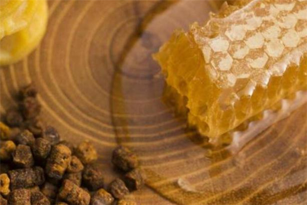 蜂膠適合什么人吃 孕婦可以吃蜂膠嗎 蜂膠適合什么人吃 孕婦可以吃蜂膠嗎