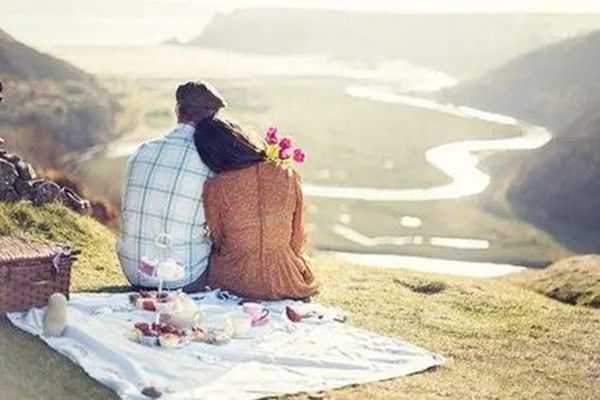 已婚男人愛你的表現(xiàn) 已婚男人愛你有怎樣的表現(xiàn) 已婚男人愛你的表現(xiàn) 已婚男人愛你有怎樣的表現(xiàn)