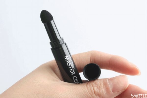 發(fā)際線筆和粉哪個好用 發(fā)際線粉和發(fā)際線筆的區(qū)別 發(fā)際線筆和粉哪個好用 發(fā)際線粉和發(fā)際線筆的區(qū)別