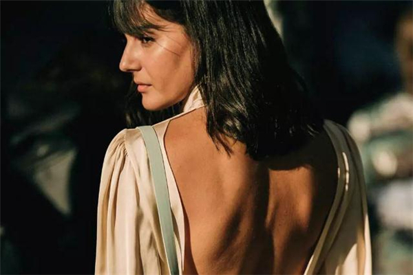 背部吸脂一般多少錢 背部吸脂手術價格 背部吸脂一般多少錢 背部吸脂手術價格