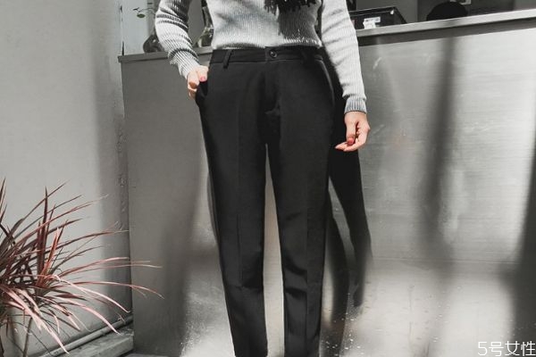 黑褲子為什么會發(fā)白 黑褲子如何防止發(fā)白 黑褲子為什么會發(fā)白 黑褲子如何防止發(fā)白