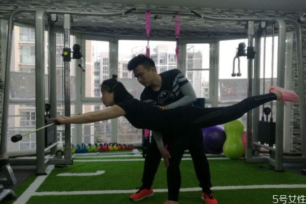 普拉提的練習(xí)動(dòng)作有什么 普拉提應(yīng)該怎么練 普拉提的練習(xí)動(dòng)作有什么 普拉提應(yīng)該怎么練