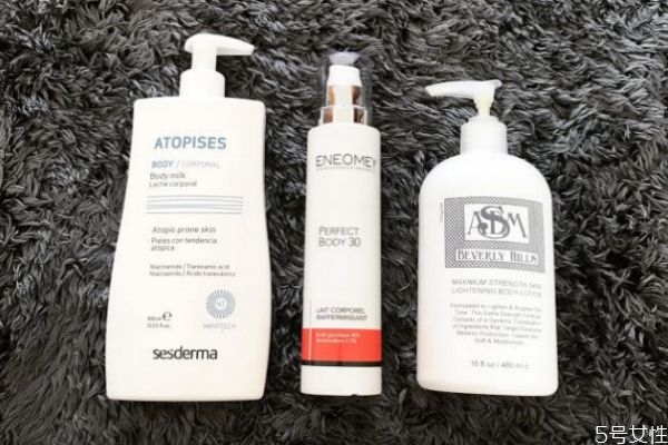 磨砂膏的使用注意 使用磨砂膏要注意什么 磨砂膏的使用注意 使用磨砂膏要注意什么