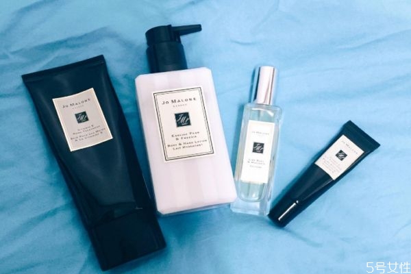 磨砂膏的使用注意 使用磨砂膏要注意什么 磨砂膏的使用注意 使用磨砂膏要注意什么