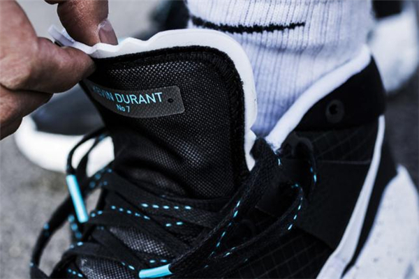 耐克kd13實戰(zhàn)測評 kd13腳感怎么樣 耐克kd13實戰(zhàn)測評 kd13腳感怎么樣