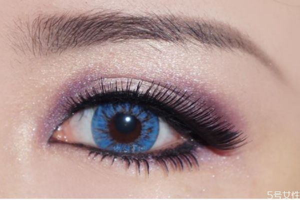 臉大的人上揚(yáng)眼線(xiàn)怎么畫(huà) 眼尾上揚(yáng)的眼線(xiàn)怎么畫(huà) 臉大的人上揚(yáng)眼線(xiàn)怎么畫(huà) 眼尾上揚(yáng)的眼線(xiàn)怎么畫(huà)