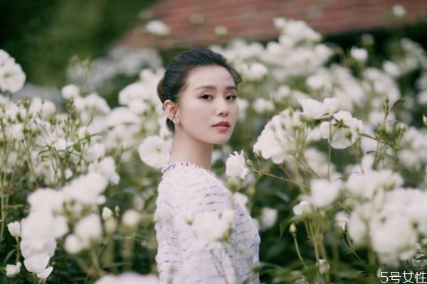 臉上的毛孔里有白色的臟東西怎么辦 去除毛孔里的臟東西 臉上的毛孔里有白色的臟東西怎么辦 去除毛孔里的臟東西