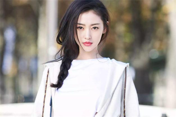 切眉后要忌口多久 切眉后不能吃哪些食物 切眉后要忌口多久 切眉后不能吃哪些食物