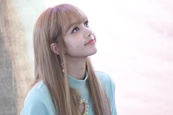 女生都喜歡聊什么話題 女生對什么話題感興趣 女生都喜歡聊什么話題 女生對什么話題感興趣