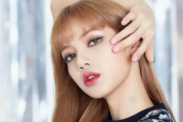 每天和女生聊天聊多久適合 每天和喜歡的女生聊天好嗎 每天和女生聊天聊多久適合 每天和喜歡的女生聊天好嗎