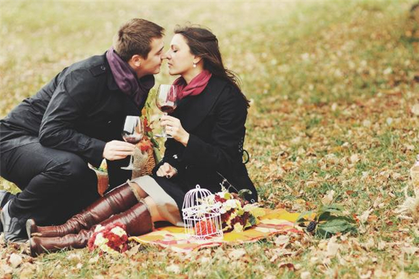 結(jié)了婚的男人為什么會(huì)變心 結(jié)了婚的男人為什么會(huì)愛(ài)上別人 結(jié)了婚的男人為什么會(huì)變心 結(jié)了婚的男人為什么會(huì)愛(ài)上別人