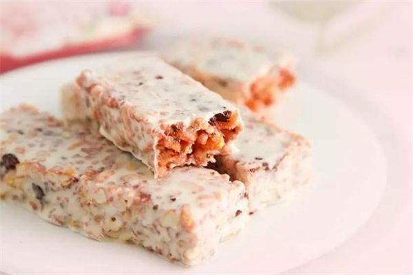 綠瘦代餐能量棒什么時(shí)候吃 綠瘦代餐能量棒的熱量 綠瘦代餐能量棒什么時(shí)候吃 綠瘦代餐能量棒的熱量