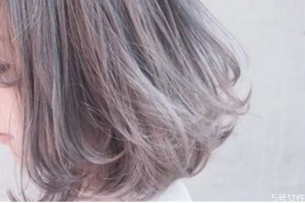 軟化劑傷頭發(fā)嗎 軟化劑怎么用 軟化劑傷頭發(fā)嗎 軟化劑怎么用