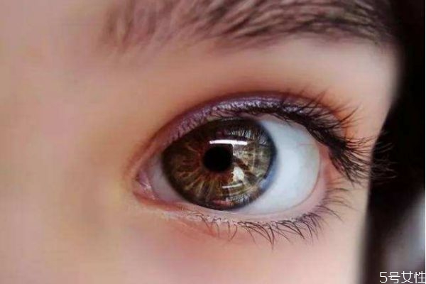 燙睫毛對睫毛有損傷嗎 燙了睫毛怎么恢復(fù)原狀 燙睫毛對睫毛有損傷嗎 燙了睫毛怎么恢復(fù)原狀