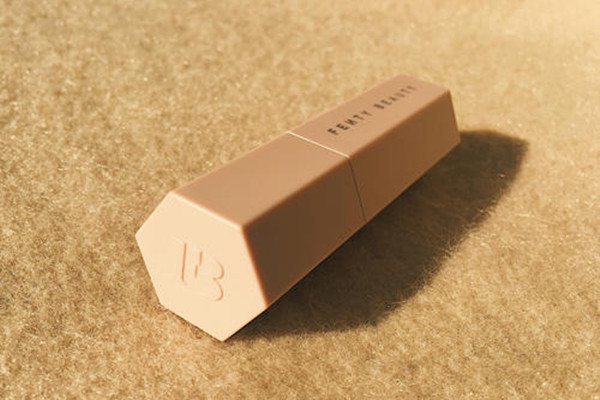 蕾哈娜修容棒好用嗎 蕾哈娜修容棒哪個顏色好用 蕾哈娜修容棒好用嗎 蕾哈娜修容棒哪個顏色好用