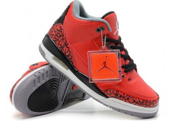 耐克喬丹和中國(guó)喬丹的區(qū)別 耐克喬丹和中國(guó)喬丹的不同 耐克喬丹和中國(guó)喬丹的區(qū)別 耐克喬丹和中國(guó)喬丹的不同