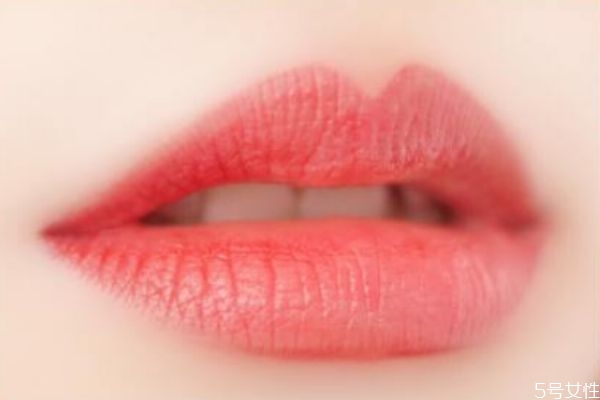 半永久唇一般多少錢 半永久紋唇后如何護理 半永久唇一般多少錢 半永久紋唇后如何護理
