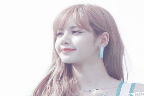 敏感皮膚怎么選擇自己的護(hù)膚品 敏感皮膚適合什么護(hù)膚品 敏感皮膚怎么選擇自己的護(hù)膚品 敏感皮膚適合什么護(hù)膚品