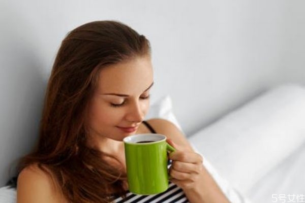 怎么判斷自己是不是油性皮膚 判斷油性皮膚的標準 怎么判斷自己是不是油性皮膚 判斷油性皮膚的標準