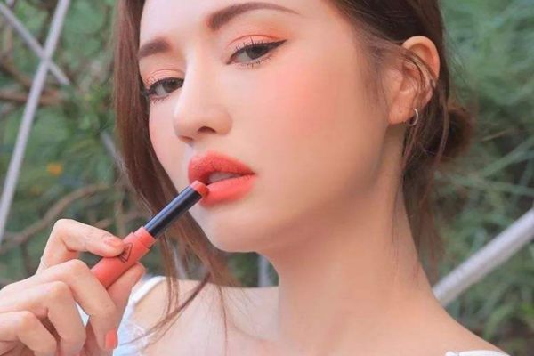 3ce煙管口紅真假辨別 3ce煙管口紅真假區(qū)分 3ce煙管口紅真假辨別 3ce煙管口紅真假區(qū)分