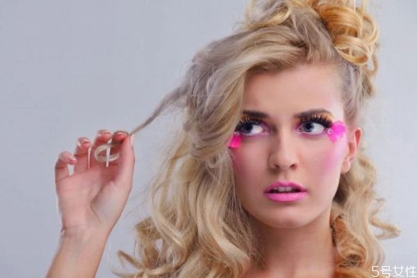 適合圓臉的長(zhǎng)發(fā)發(fā)型有哪些 內(nèi)扣發(fā)型適合什么臉型 適合圓臉的長(zhǎng)發(fā)發(fā)型有哪些 內(nèi)扣發(fā)型適合什么臉型