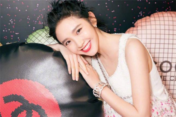 玻尿酸去頸紋疼嗎 玻尿酸去頸紋有危險(xiǎn)嗎 玻尿酸去頸紋疼嗎 玻尿酸去頸紋有危險(xiǎn)嗎