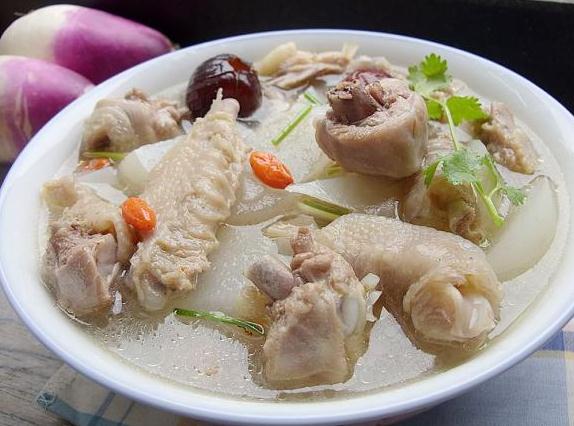 蘿卜雞湯怎么做 蘿卜雞湯的做法 蘿卜雞湯怎么做 蘿卜雞湯的做法