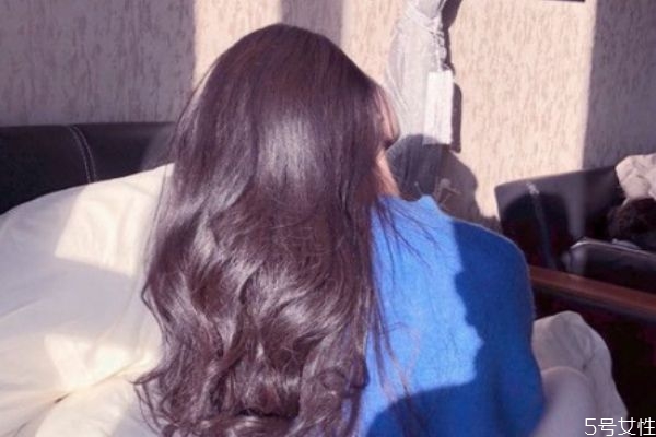 離子燙能堅(jiān)持多長(zhǎng)時(shí)間 具體的離子燙步驟 離子燙能堅(jiān)持多長(zhǎng)時(shí)間 具體的離子燙步驟